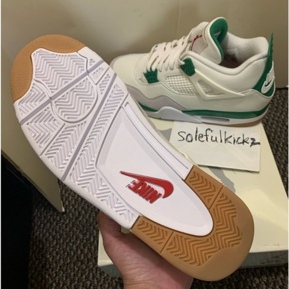 Nike SB x Air Jordan 4 Retro SP Sail/Neutral Grey/Pine Green/White DR5415-103 DS